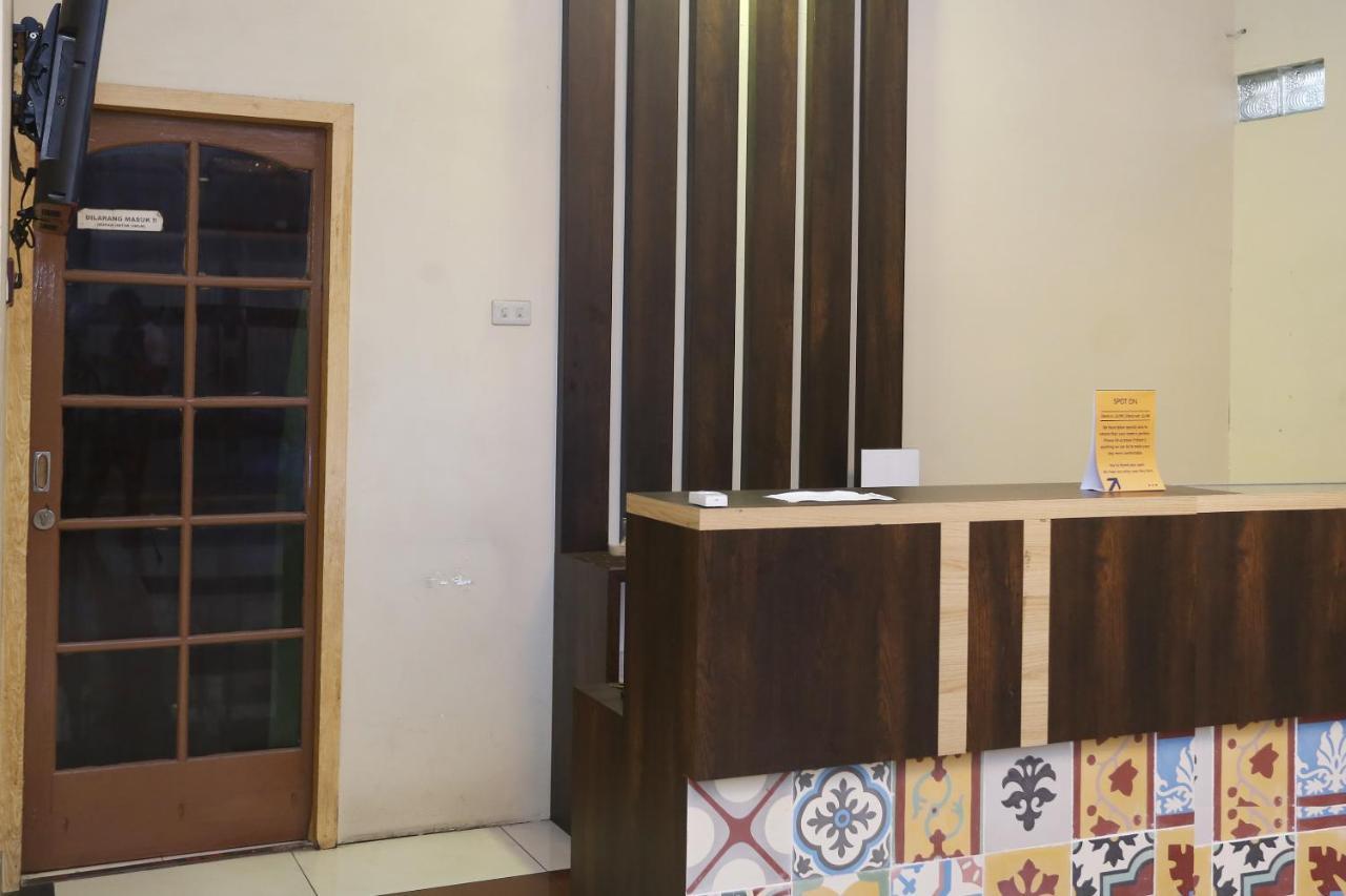 Spot On 2358 Aster Homestay Melati ภายนอก รูปภาพ