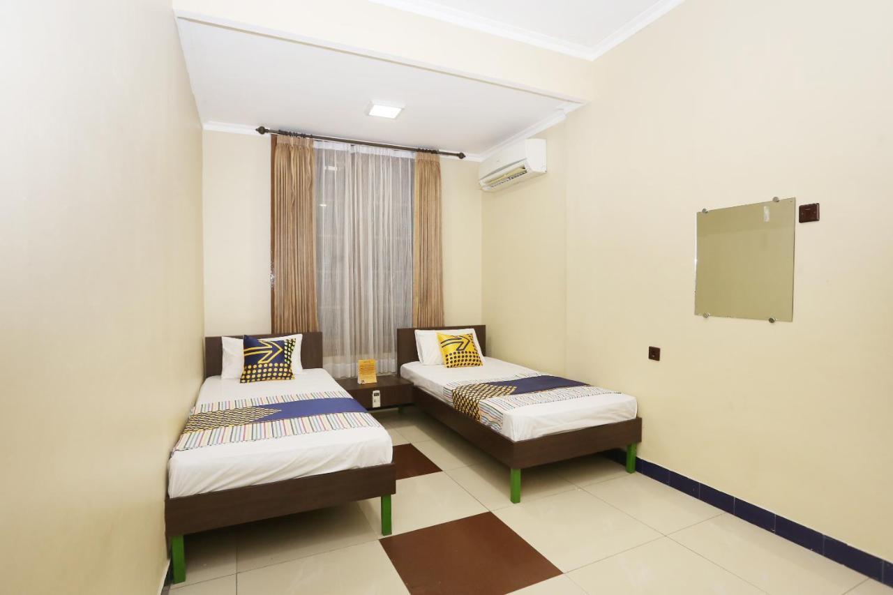 Spot On 2358 Aster Homestay Melati ภายนอก รูปภาพ