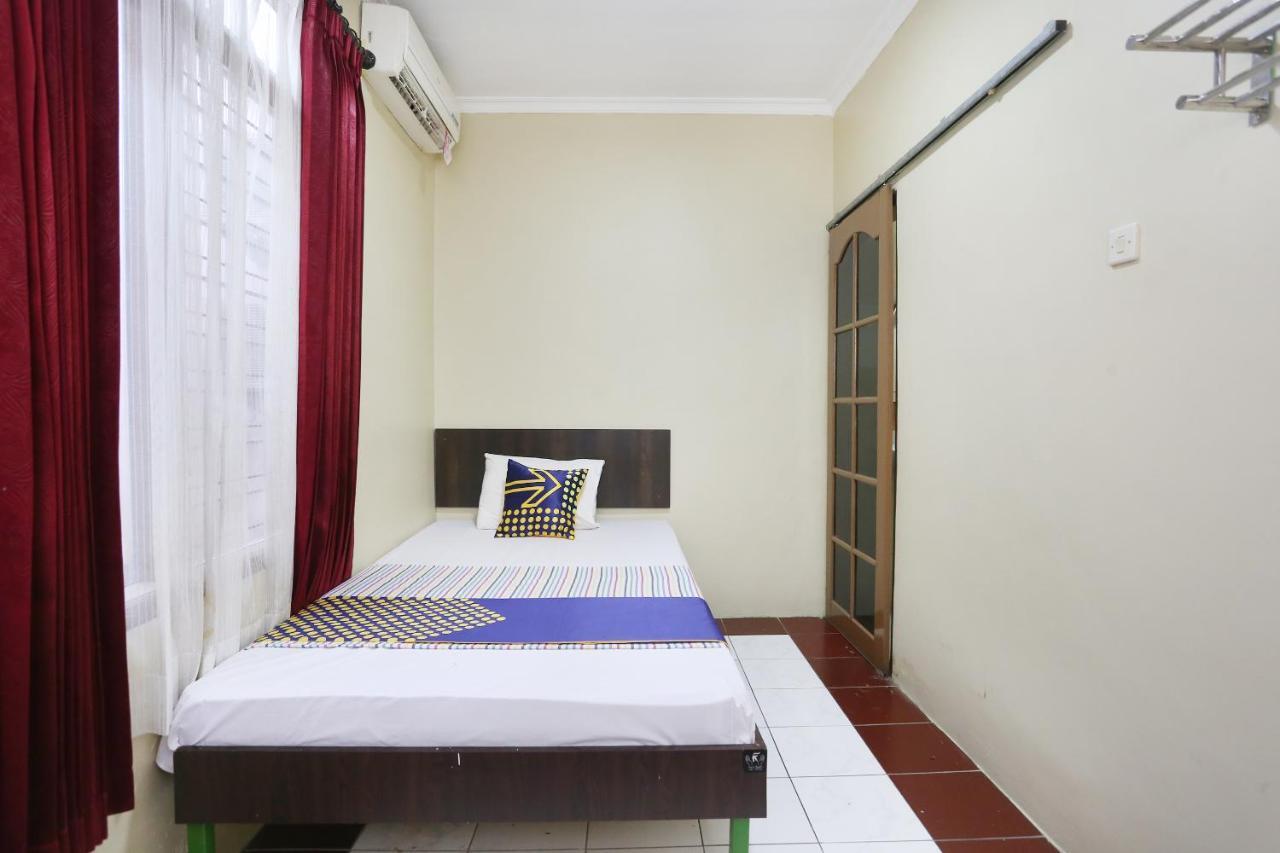 Spot On 2358 Aster Homestay Melati ภายนอก รูปภาพ